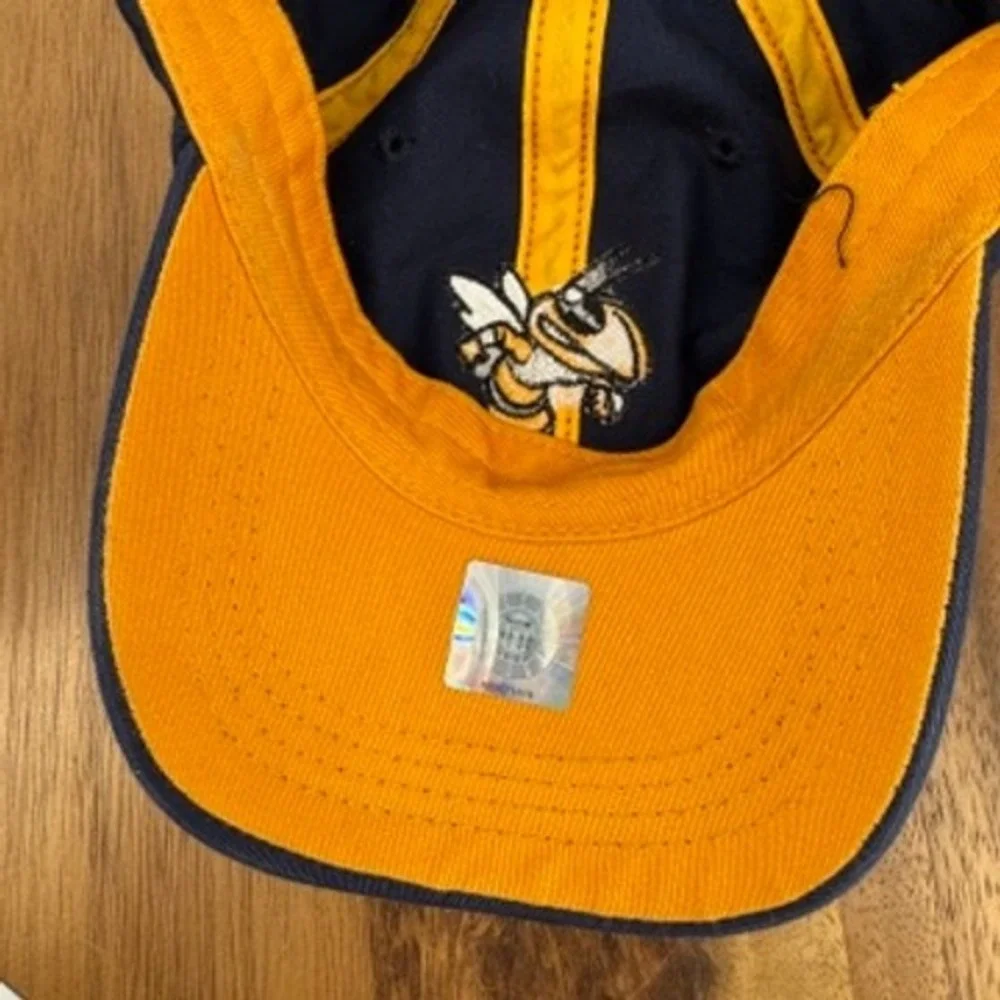 Georgia Tech Yellow Jackets Hat Cap Men OSFM Navy Blue Embroidered Dad‎ Hat